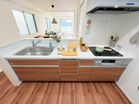 �_�ސ쌧���l�s�ߌ���哌���̒��È�ˌ��ẴL�b�`��