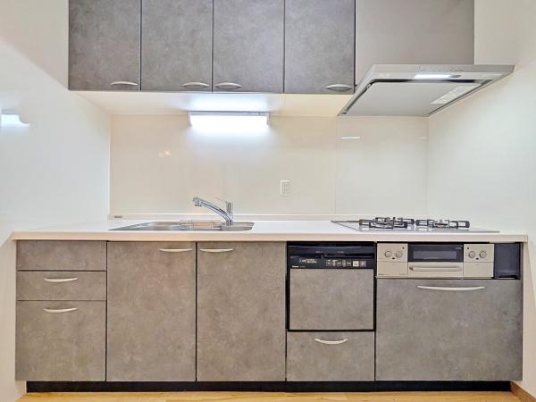 �_�ސ쌧���l�s�_�ސ��H�򒬂̒��È�ˌ��ẴL�b�`��