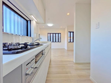 �_�ސ쌧����s���������J4���ڂ̒��È�ˌ��ẴL�b�`��