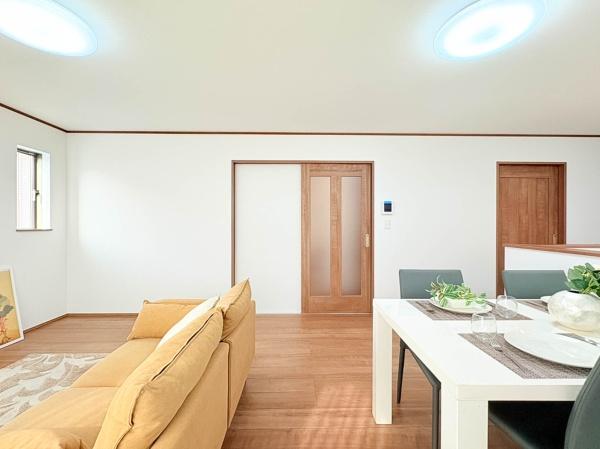 �_�ސ쌧���s�{�O�擌�L�n3���ڂ̐V�z��ˌ��Ẵ��r���O