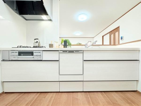 �_�ސ쌧���s�{�O�擌�L�n3���ڂ̐V�z��ˌ��ẴL�b�`��