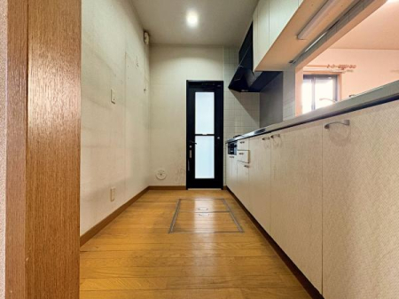 �_�ސ쌧����s����2���ڂ̒��È�ˌ��ẴL�b�`��