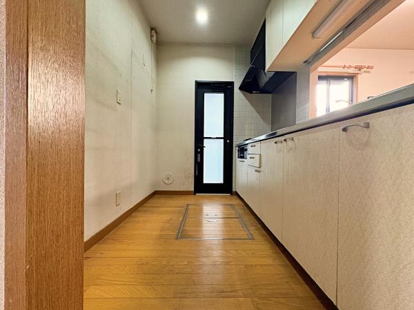 �_�ސ쌧����s����2���ڂ̒��È�ˌ��ẴL�b�`��