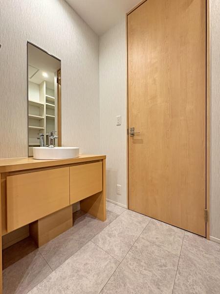 �_�ސ쌧����s�ғ����C��2���ڂ̒��È�ˌ��Ă̐��ʑ�E���ʏ�