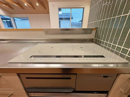 �_�ސ쌧����s�ғ����C��2���ڂ̒��È�ˌ��ẴL�b�`��