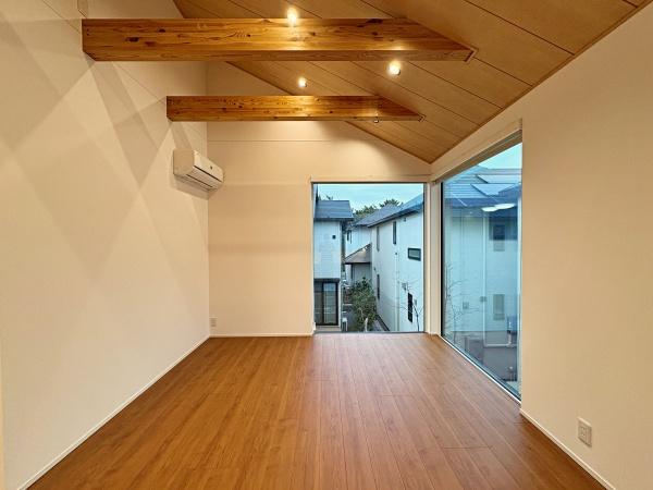 �_�ސ쌧����s�ғ����C��2���ڂ̒��È�ˌ��Ẵ��r���O