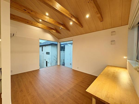 �_�ސ쌧����s�ғ����C��2���ڂ̒��È�ˌ��Ẵ��r���O