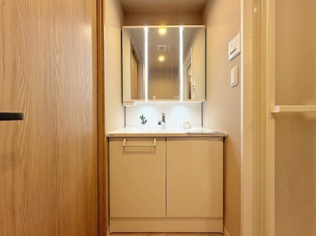 �_�ސ쌧�C�V���s����3���ڂ̒��Ã}���V�����̐��ʑ�E���ʏ�