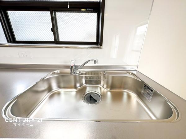 �_�ސ쌧���l�s��q��ꓪ1���ڂ̒��È�ˌ��ẴL�b�`��