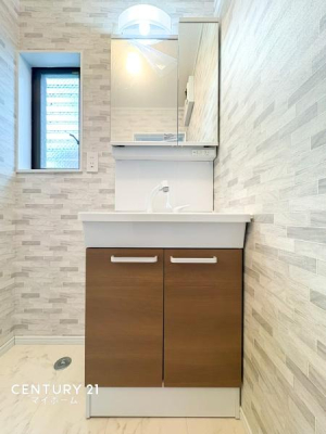 �_�ސ쌧���l�s��q��ꓪ1���ڂ̒��È�ˌ��Ă̐��ʑ�E���ʏ�