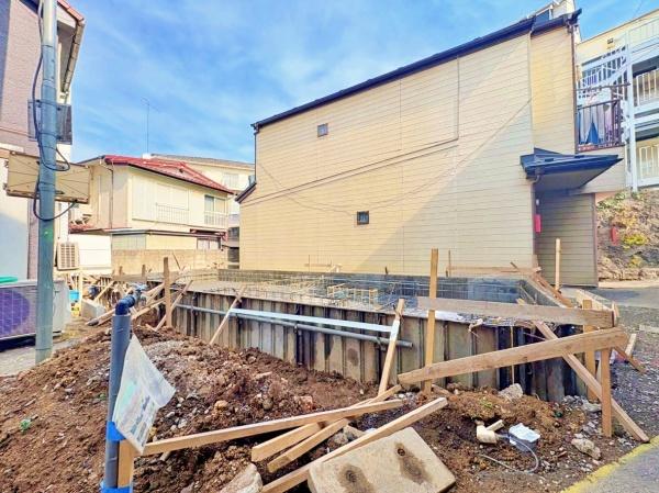 �_�ސ쌧���l�s���搼�˕���2���ڂ̐V�z��ˌ��Ă̌��n�O�ώʐ^