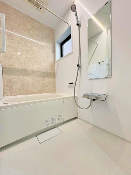 �_�ސ쌧���l�s��q�撆�l���̐V�z��ˌ��Ă̗���