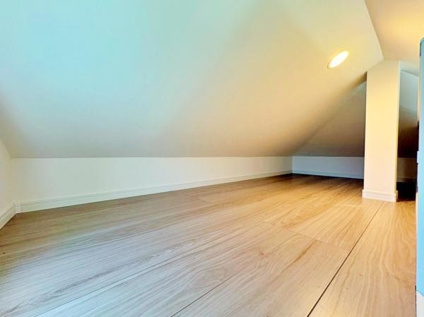 �_�ސ쌧���l�s��q�撆�l���̐V�z��ˌ��Ă̂��̑�