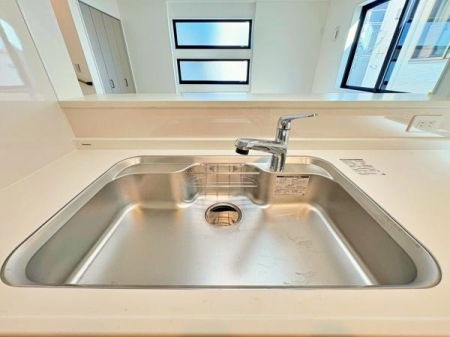 �_�ސ쌧���l�s��q�撆�l���̐V�z��ˌ��ẴL�b�`��