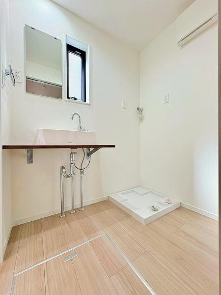 �_�ސ쌧���l�s��q�撆�l���̐V�z��ˌ��Ă̐��ʑ�E���ʏ�