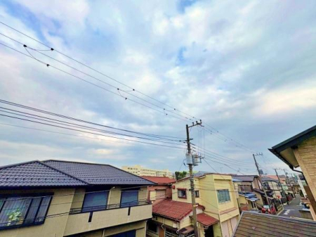 �_�ސ쌧���l�s�`��擌�i�J1���ڂ̐V�z��ˌ��Ă̏Z�˂���̒��]�ʐ^