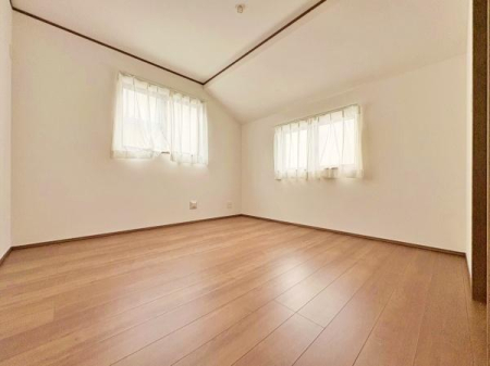 �_�ސ쌧���l�s�`��擌�i�J1���ڂ̐V�z��ˌ��Ă̗m��