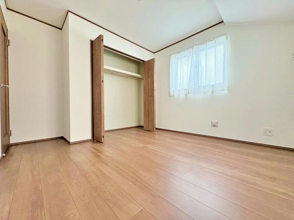 �_�ސ쌧���l�s�`��擌�i�J1���ڂ̐V�z��ˌ��Ă̗m��