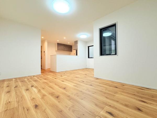 �_�ސ쌧���l�s�`�k����g�{��5���ڂ̒��È�ˌ��Ẵ��r���O