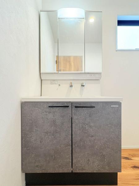 �_�ސ쌧���l�s�`�k����g�{��5���ڂ̒��È�ˌ��Ă̐��ʑ�E���ʏ�