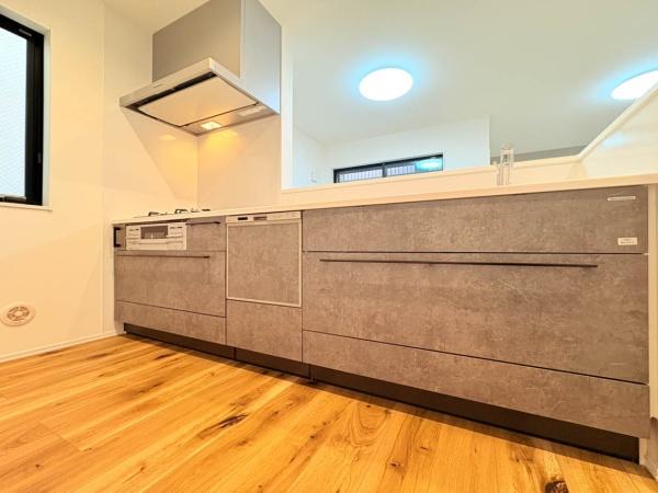 �_�ސ쌧���l�s�`�k����g�{��5���ڂ̒��È�ˌ��ẴL�b�`��