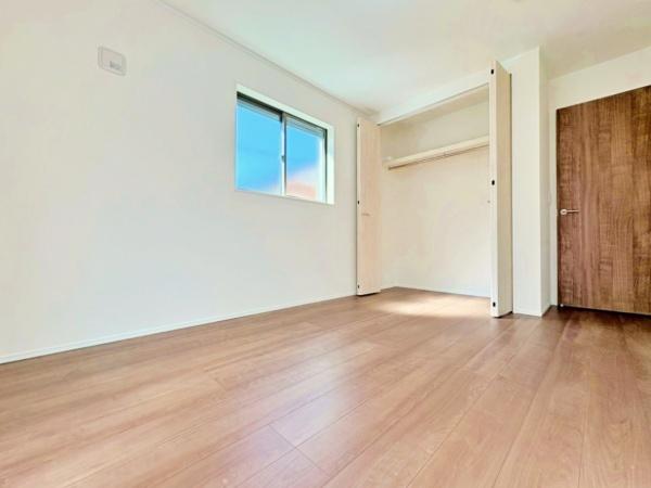 �_�ސ쌧���s���揬�c6���ڂ̐V�z��ˌ��Ă̗m��