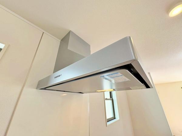 �_�ސ쌧���s���揬�c6���ڂ̐V�z��ˌ��ẴL�b�`��