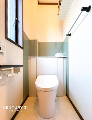 �_�ސ쌧���l�s�ߌ����̋{2���ڂ̒��È�ˌ��Ẵg�C��