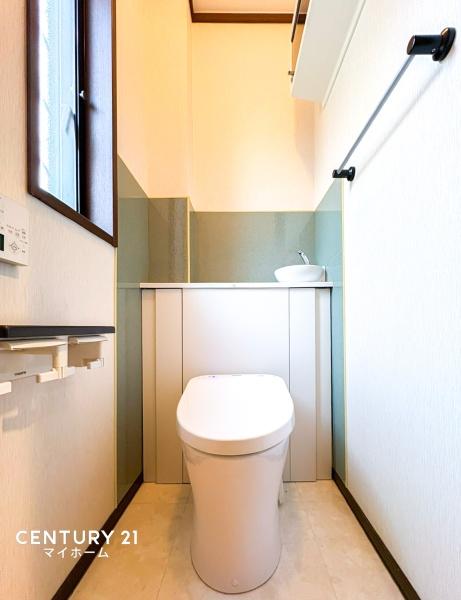 �_�ސ쌧���l�s�ߌ����̋{2���ڂ̒��È�ˌ��Ẵg�C��