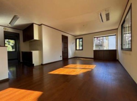 �_�ސ쌧���l�s�ߌ����̋{2���ڂ̒��È�ˌ��Ẵ��r���O