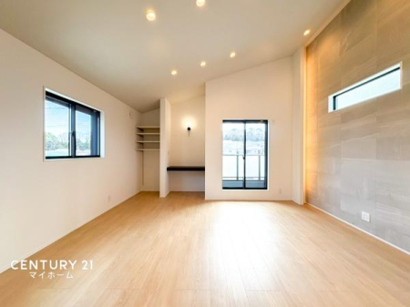 �_�ސ쌧���l�s�_�ސ�搛�c���̐V�z��ˌ��Ẵ��r���O