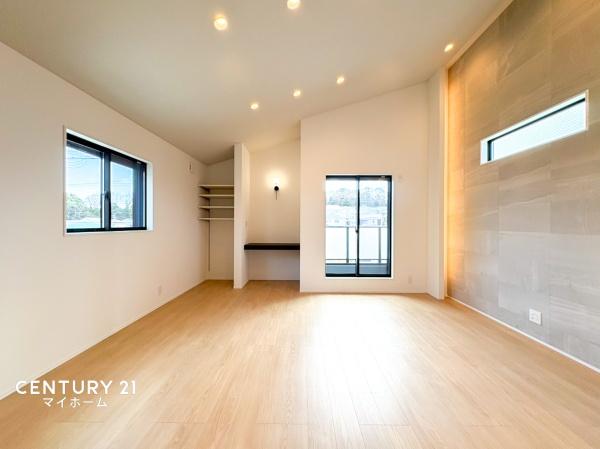 �_�ސ쌧���l�s�_�ސ�搛�c���̐V�z��ˌ��Ẵ��r���O