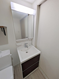 �_�ސ쌧���l�s�`�����쒆��3-19-17�t�߂̃A�p�[�g�P���̉摜