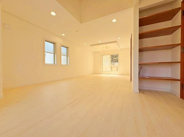 �_�ސ쌧���l�s�t�悷�݂悵��̒��È�ˌ��Ẵ��r���O