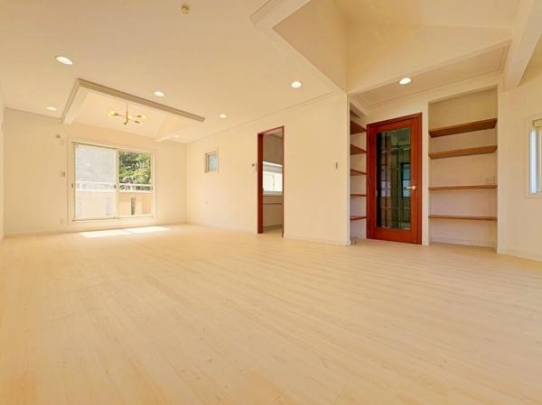 �_�ސ쌧���l�s�t�悷�݂悵��̒��È�ˌ��Ẵ��r���O