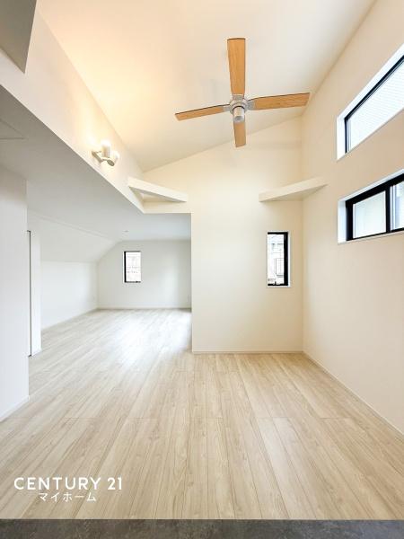 �_�ސ쌧���l�s���剪3���ڂ̐V�z��ˌ��Ẵ��r���O