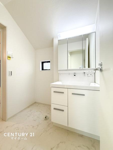 �_�ސ쌧���l�s���剪3���ڂ̐V�z��ˌ��Ă̐��ʑ�E���ʏ�