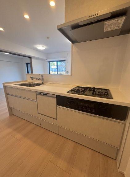 �_�ސ쌧���l�s���Z�c��3���ڂ̒��Ã}���V�����̃L�b�`��