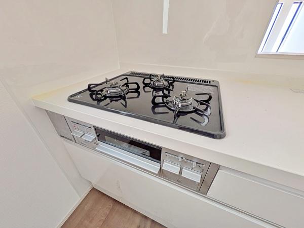 �_�ސ쌧����s�Ó��6���ڂ̐V�z��ˌ��ẴL�b�`��