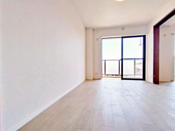 �_�ސ쌧���l�s�t��瑐��̒��Ã}���V�����̃��r���O