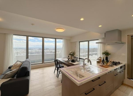 �_�ސ쌧���s�����扤�T����1���ڂ̒��Ã}���V�����̃��r���O