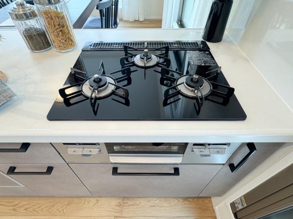 �_�ސ쌧���s�����扤�T����1���ڂ̒��Ã}���V�����̃L�b�`��