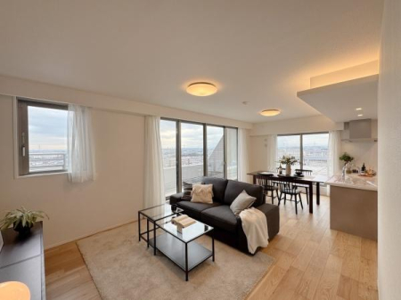 �_�ސ쌧���s�����扤�T����1���ڂ̒��Ã}���V�����̃��r���O