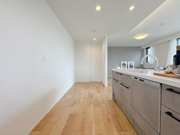 �_�ސ쌧���s�����扤�T����1���ڂ̒��Ã}���V�����̃L�b�`��