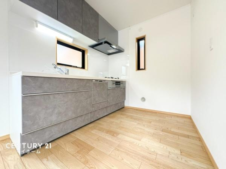 �_�ސ쌧���l�s���搼�˕���3���ڂ̐V�z��ˌ��ẴL�b�`��