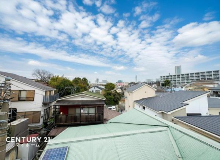 �_�ސ쌧���l�s���搼�˕���3���ڂ̐V�z��ˌ��Ă̏Z�˂���̒��]�ʐ^