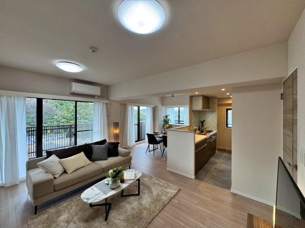 �_�ސ쌧���s������O�c1���ڂ̒��Ã}���V�����̃��r���O