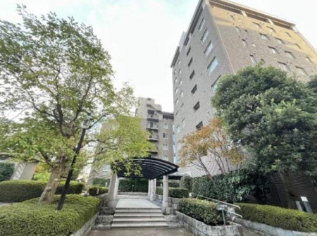 �����s���c�s����6���ڂ̒��Ã}���V�����̌��n�O�ώʐ^