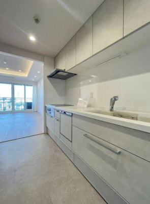 �����s���c�s����6���ڂ̒��Ã}���V�����̃L�b�`��