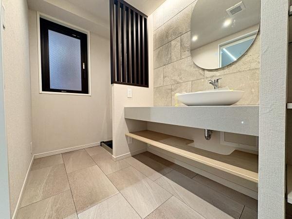 �_�ސ쌧���l�s�`�k��V���l1���ڂ̒��Ã}���V�����̐��ʑ�E���ʏ�